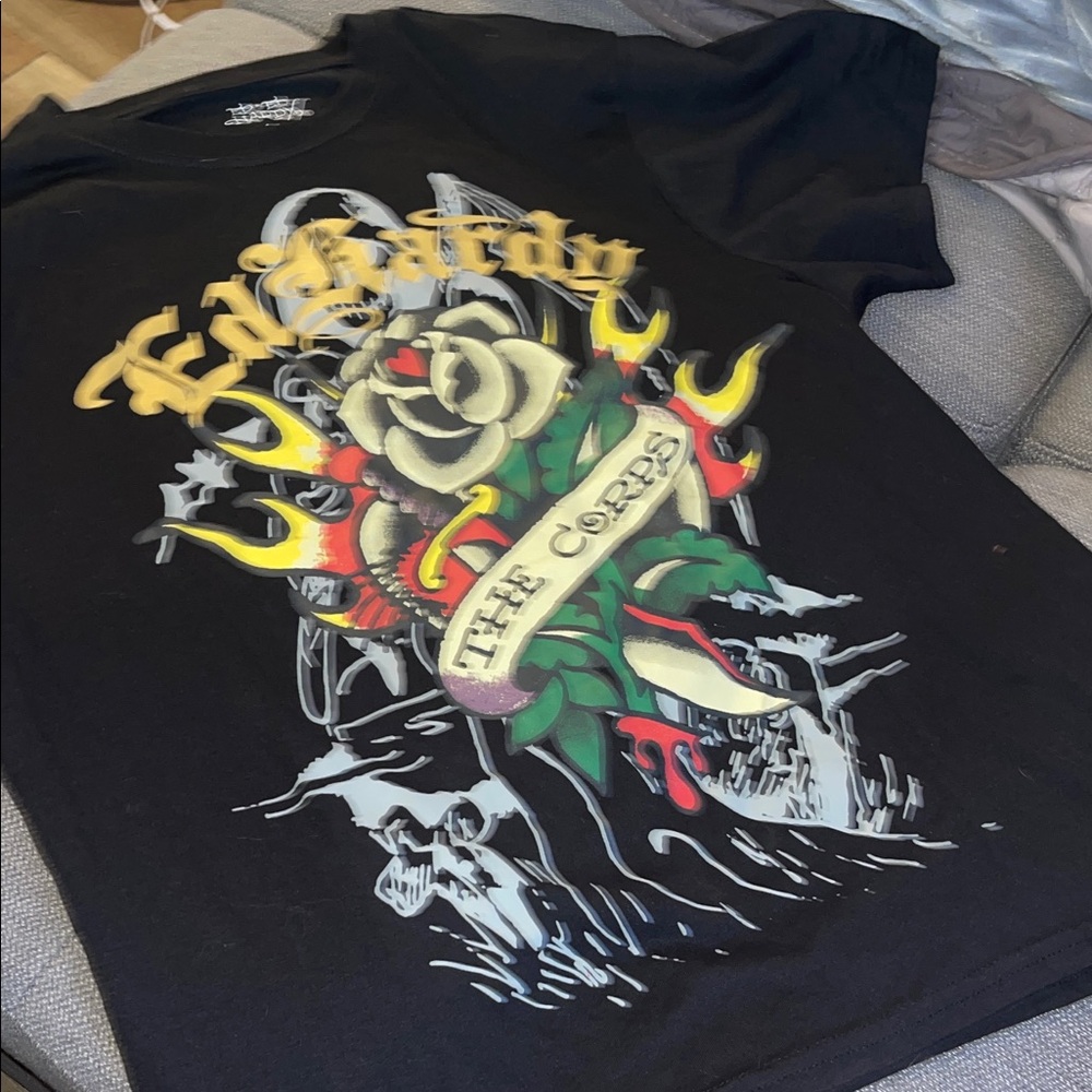 Ed Hardy Men's Tee in Black with Gold Design